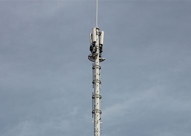 torre tubular de acero de las telecomunicaciones de los 30m, conexión de Sliping monopolar para la transmisión de la señal