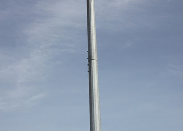 Torre monopolar de acero de las telecomunicaciones de Q235B, torre de la difusión del teléfono celular de la microonda de la antena