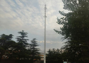 Torre octagonal cónica común de las telecomunicaciones del resbalón ASTM A36